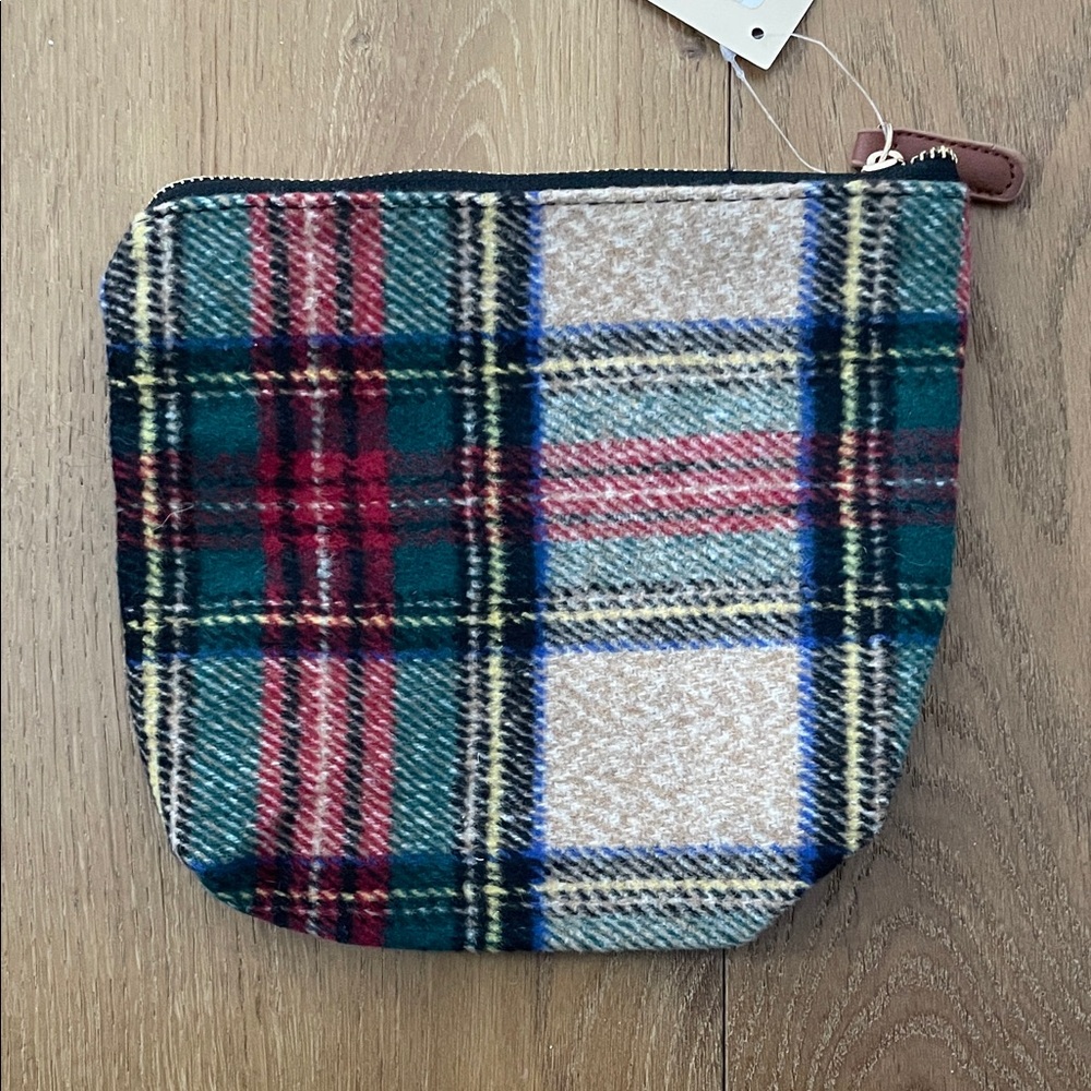 NWT Plaid Zipper Cosmetic Pouch - Red, Green, Cream